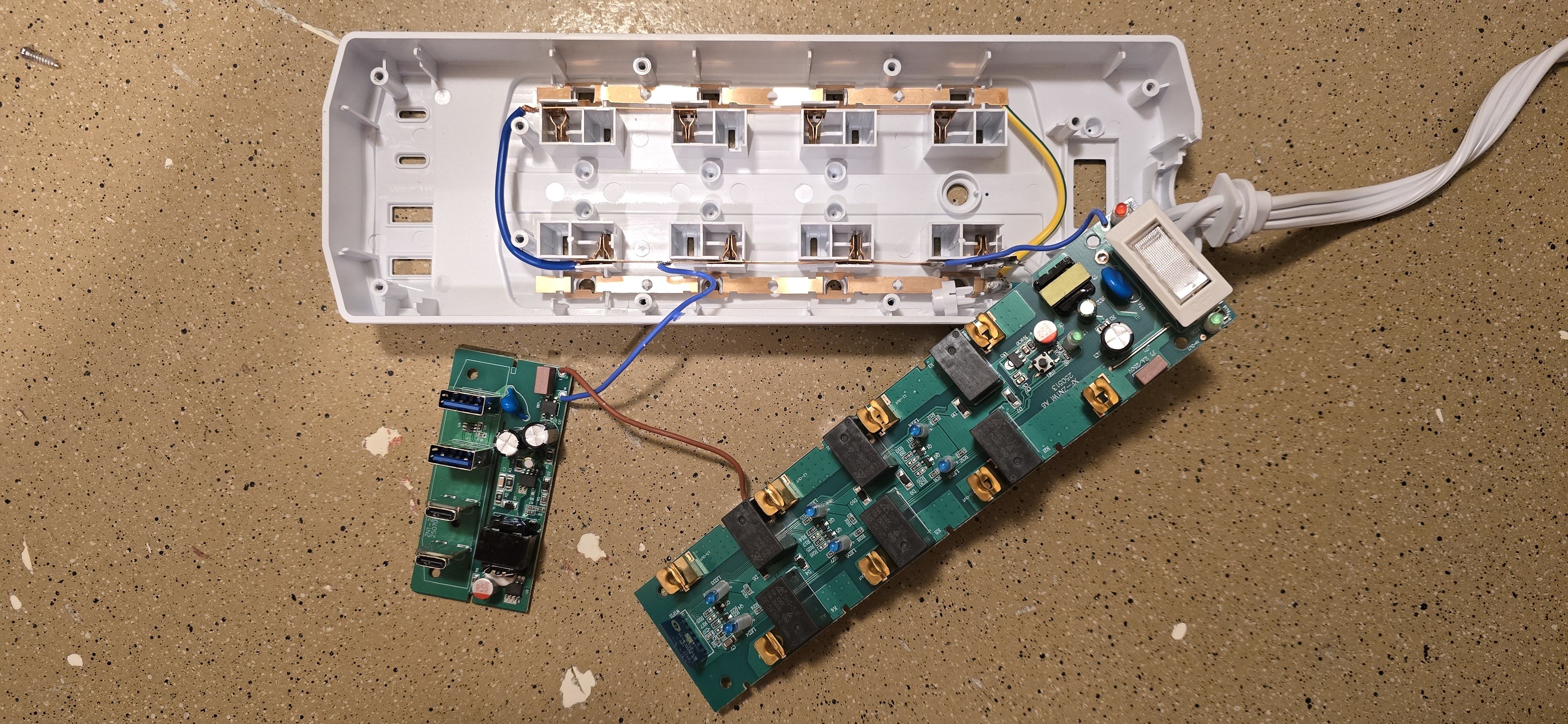 Main and USB Boards Extracted Main and USB Boards Extracted