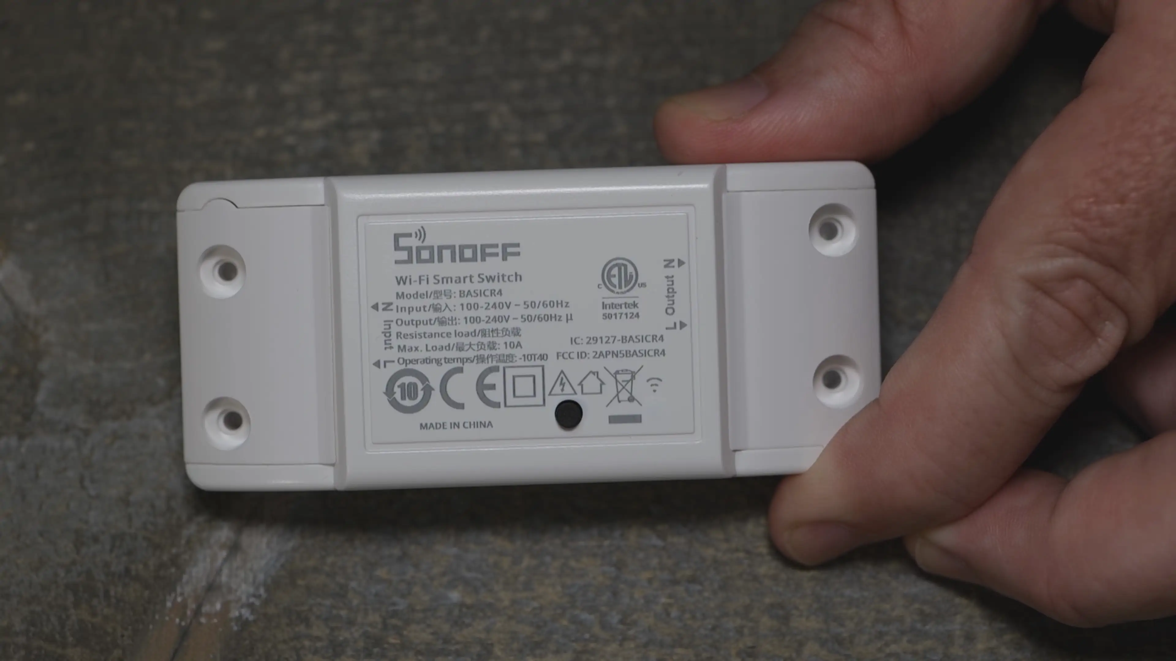 Sonoff BASIC R4 alt text